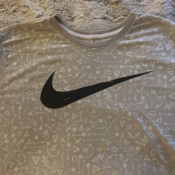Nike Dri-Fit XL Tall Men’s T-Shirt - Picture 2 of 7